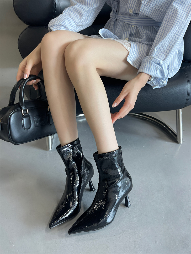 Brown High Quality Wrinkled Leather High Heel Ankle Boots Women 2025 New European American Pointed Toe Thin Heel Slim Boots Fashion Boots