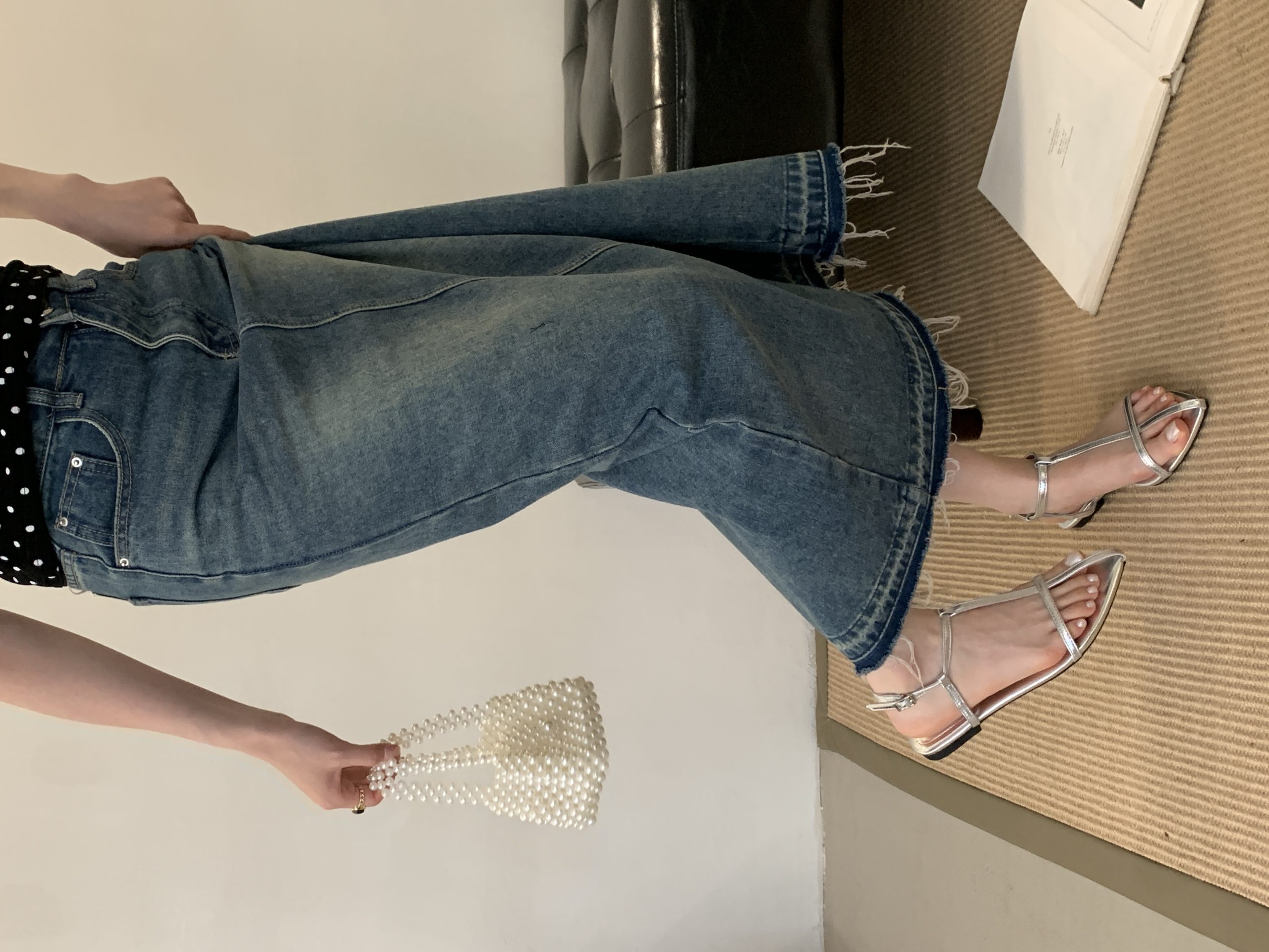 Designer Cutout Pointed Toe One-Strap Sandals for Women Summer 2025 New Style Soft Sole Beach Roman Shoes - Image 2