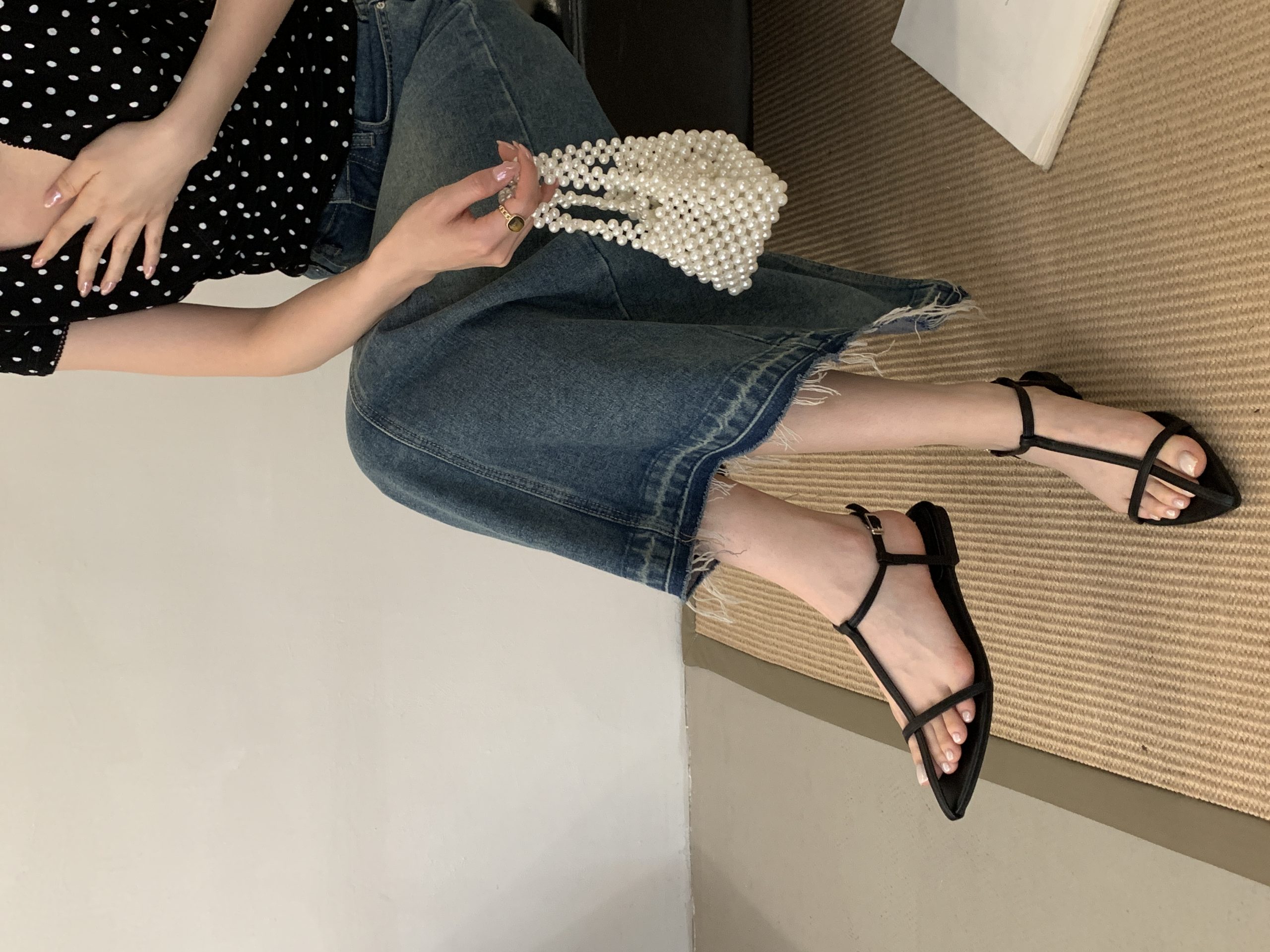 Designer Cutout Pointed Toe One-Strap Sandals for Women Summer 2025 New Style Soft Sole Beach Roman Shoes - Image 3