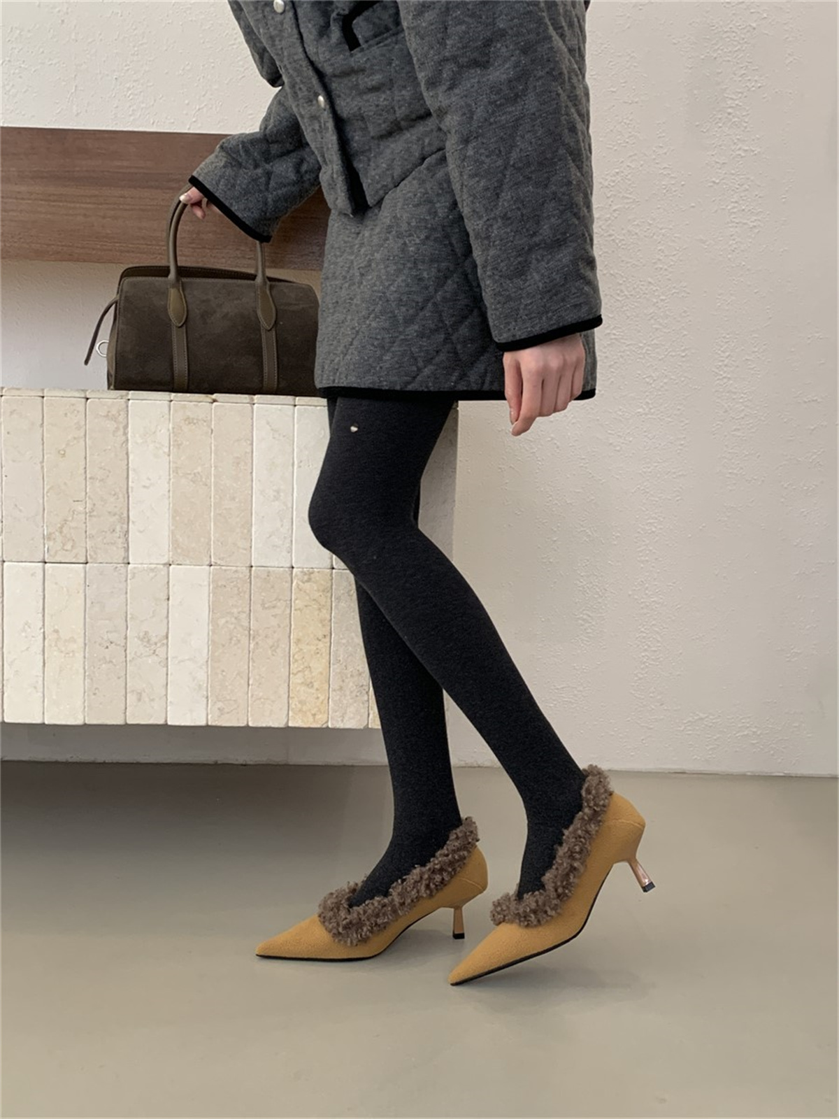 French Pointed Toe Kitten Heel Shoes 2025 New Winter Warm Fleece Lined Women's Commuter Shoes - Image 4